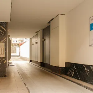 2* Hotel Moon